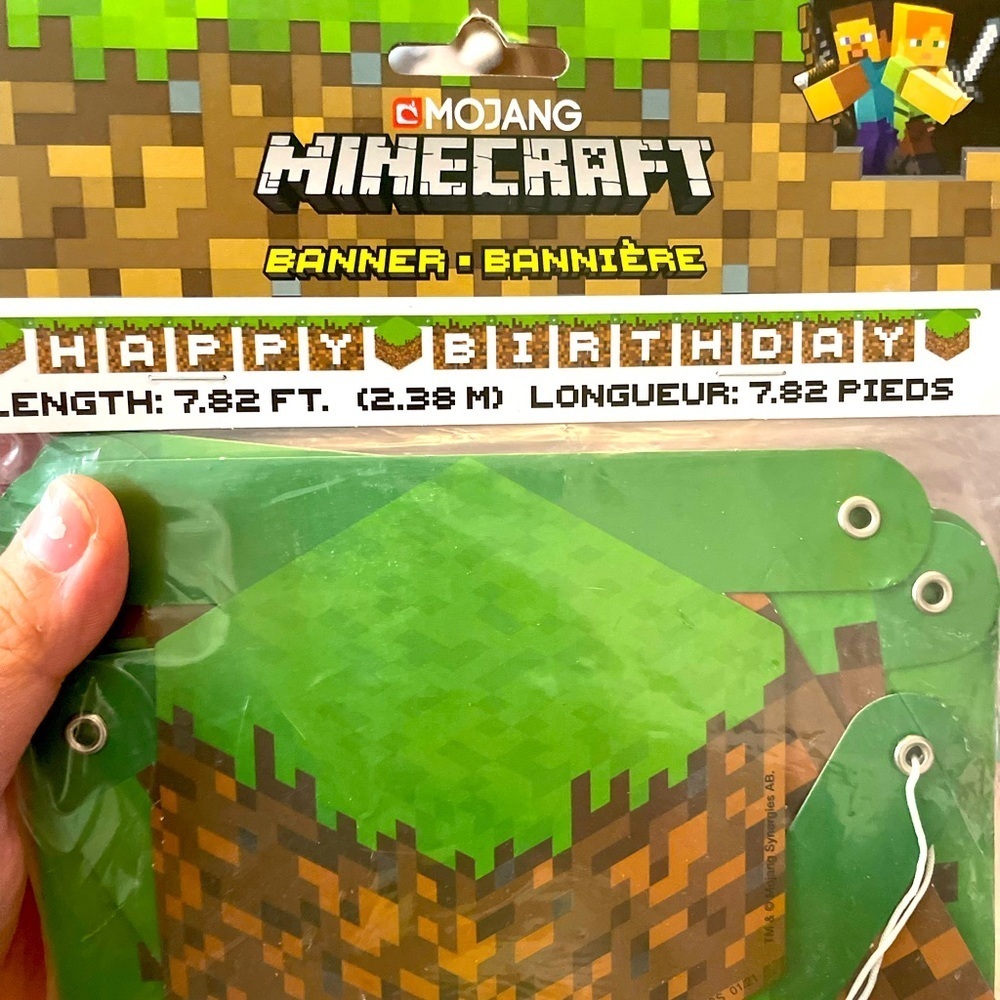 Minecraft Green Happy Birthday Banner -NWT